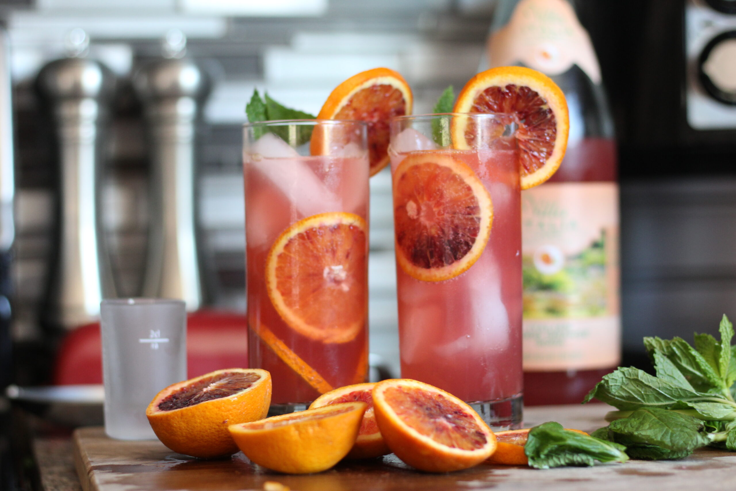 Orange Crush Cocktail Recipe - How To Make An Orange Crush